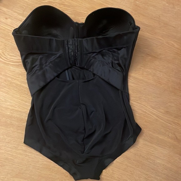 MAINDENFORM BODY BRIEFER, NWOT - Picture 3 of 5
